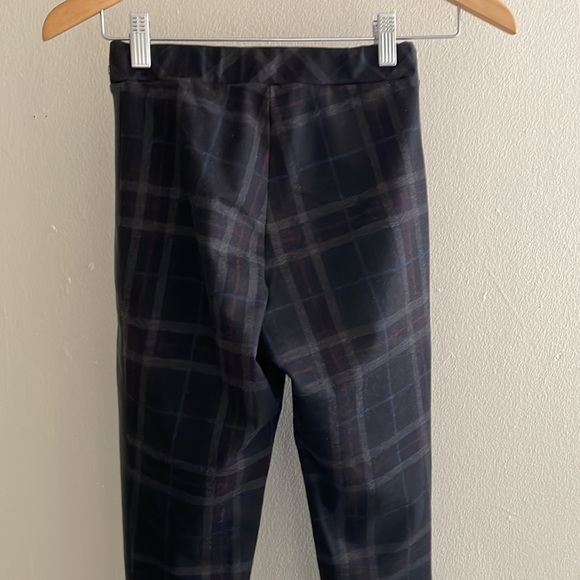 Slate and Willow plaid stretch pants with leather striping. Size XS - Picture 5 of 6